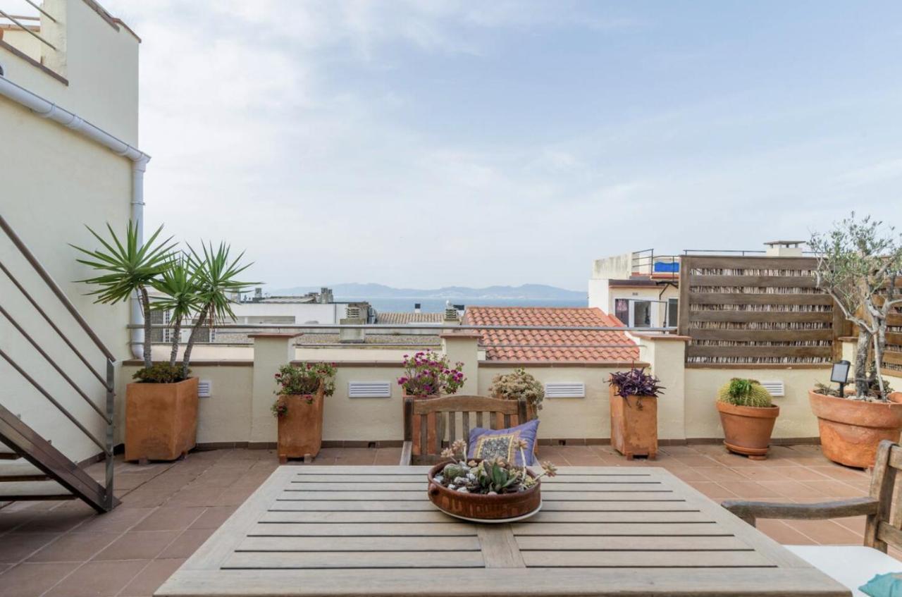 Vive Tu Vida Sonada Delante Del Mar Daire L' Escala Dış mekan fotoğraf